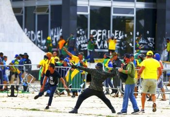 A violência dos atos golpistas em Brasília não pode ser desprezada. O alerta está dado (Foto: Marcelo Camargo/Agência Brasil)