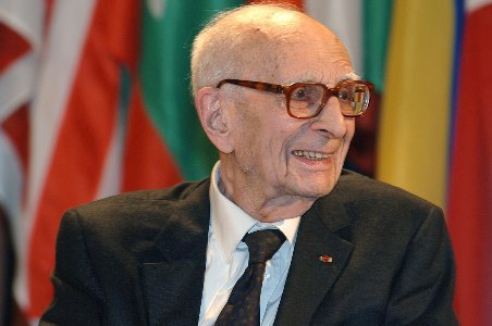 Documentário faz reconstituição da experiência do antropólogo francês Claude Lévi-Strauss (1908-2009) no Brasil, de 1935 a 1939