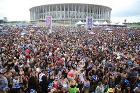 Foliões reclamam do GDF por não terem sido ouvidos sobre a programação e organização do Carnaval de Basilia 2020.