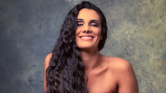 Fernanda Cabral lança seu CD "Tatuagem Zen" amanhã, quarta-feira (23/10), às 21h, no Clube do Choro de Brasília - Eixo Monumental. (Foto: Marcio Scavone)