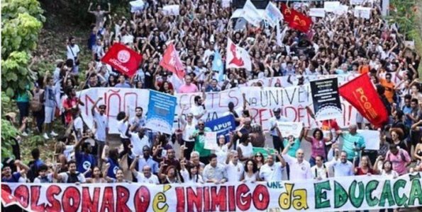 País vai às ruas nesta quarta-feira, 15, contra os cortes na educação e contra os ataques aos professores